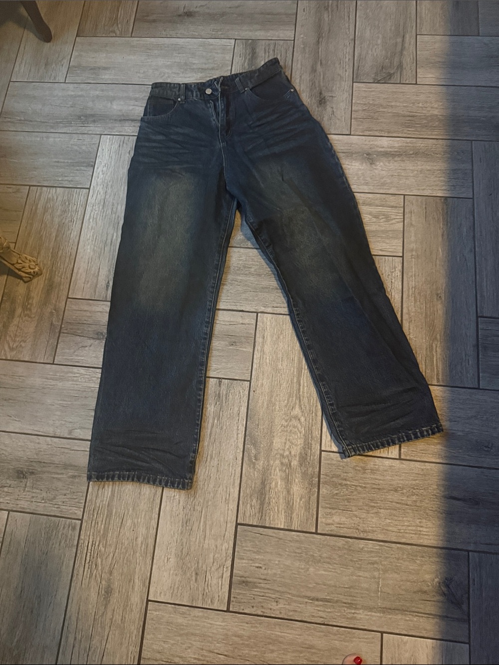 Straight-Leg Women's Jeans in Washed Black